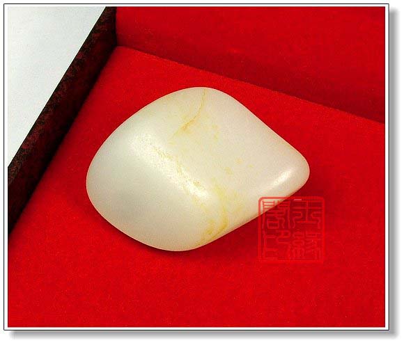 羊脂白玉籽料