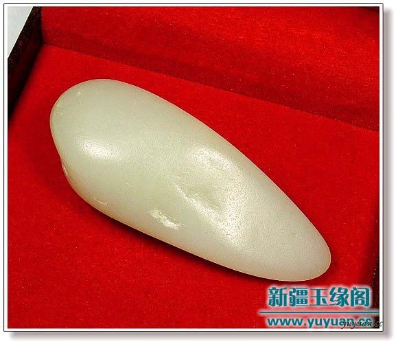羊脂白玉籽料