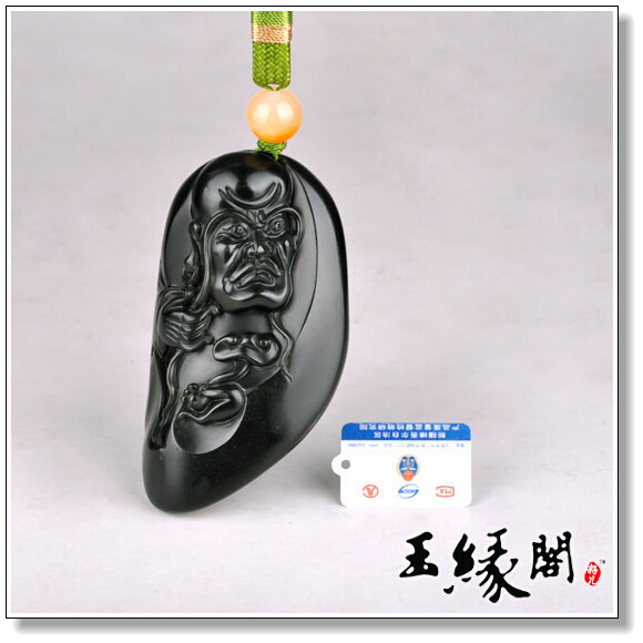 黑碧玉籽料 长眉罗汉把件