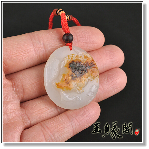 黄皮籽料挂件 连年有余