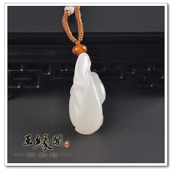 羊脂玉籽料挂件 喜悦