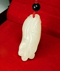 羊脂白玉籽料 佛手